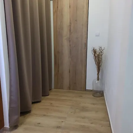 Apartment Need In I Cykling Trail Decin