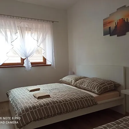 Need In I Cykling Trail Apartment *